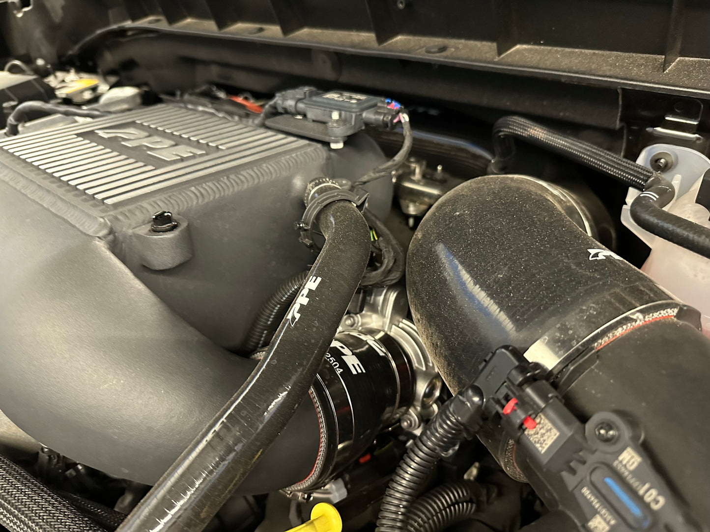 PPE Elbow - Intake Tube to Airbox - 115930102